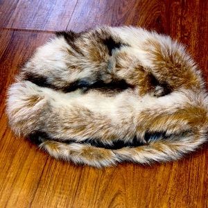 Vintage women’s elastic faux fur one size hat